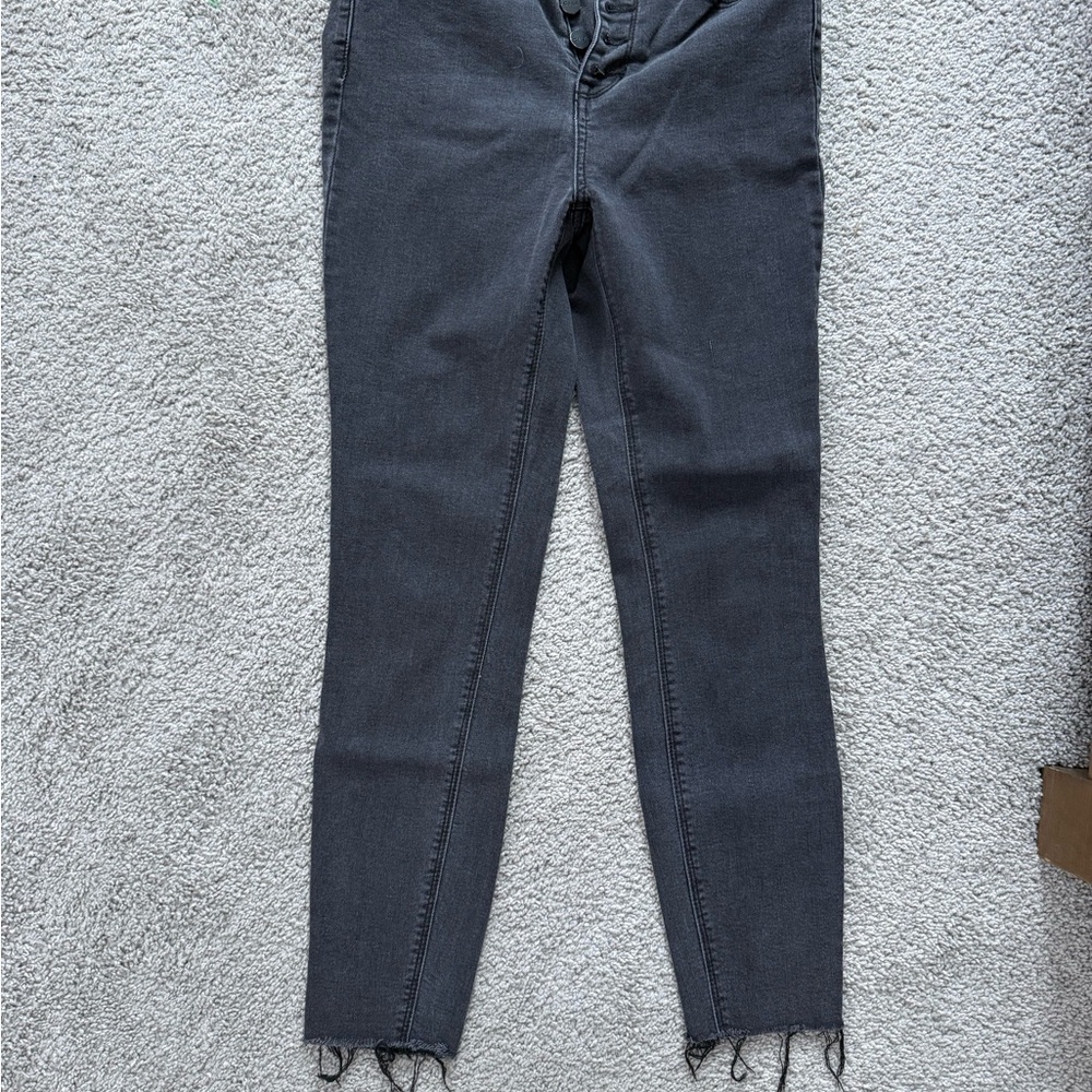 Carly Jean Los Angeles Charcoal Gray Skinny Jeans